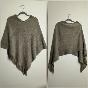 Ruggine One Size Taupe Women's Poncho with Fringe